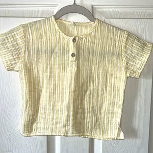 Quincy Mae Toddler Yellow Short Sleeve 2-Button 100% Organic Shirt Size 2-3Y‎